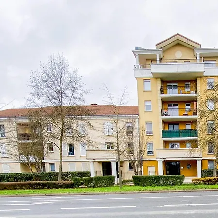 Gray Spot - Rer Centre & Parking * Bussy-Saint-Georges
