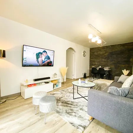 Gray Spot - Rer Centre & Parking Apartment *